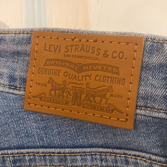 Levis flare jeans - Picture 3 of 3